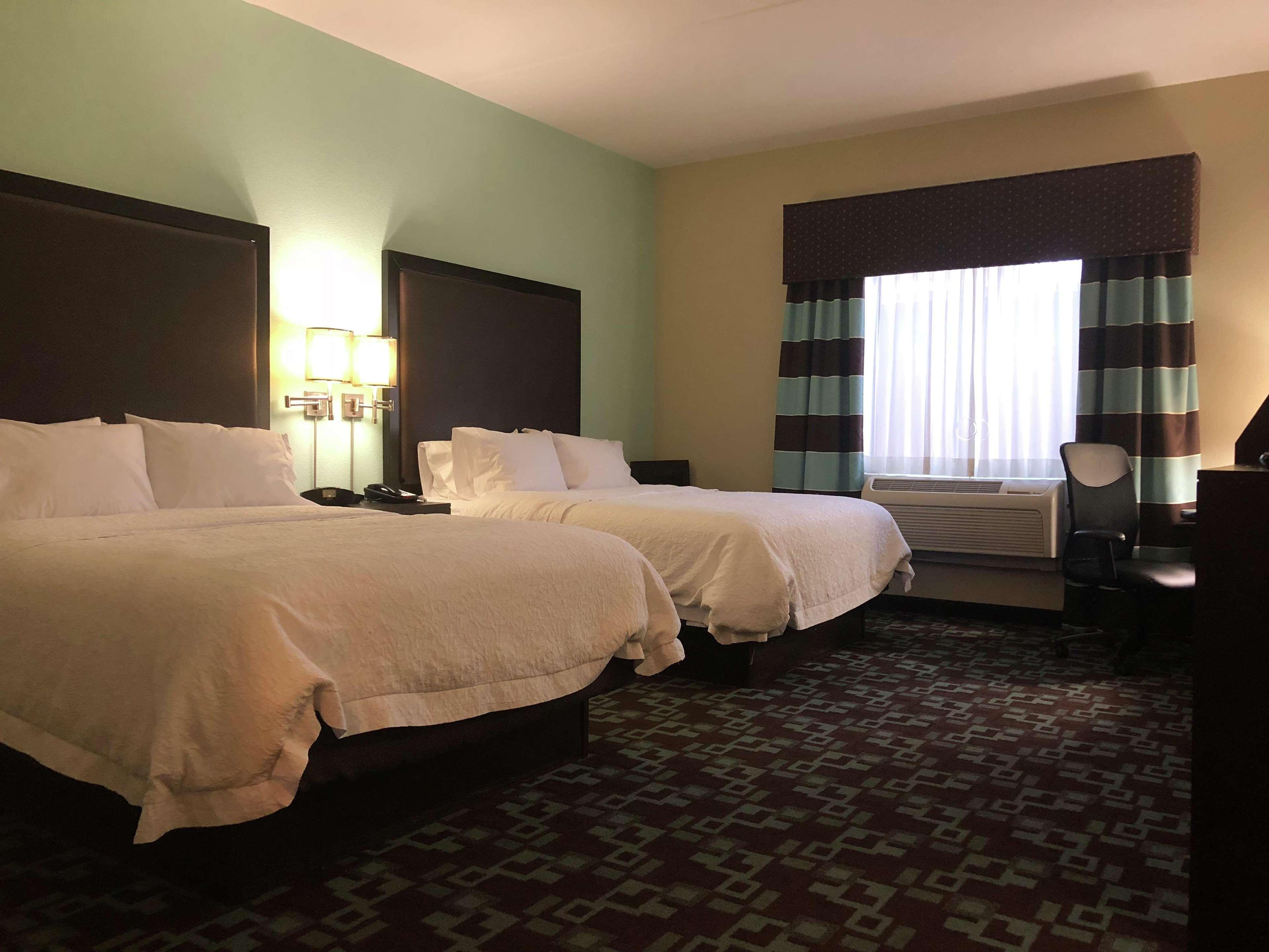 Hampton Inn & Suites Nashville At Opryland Exteriör bild