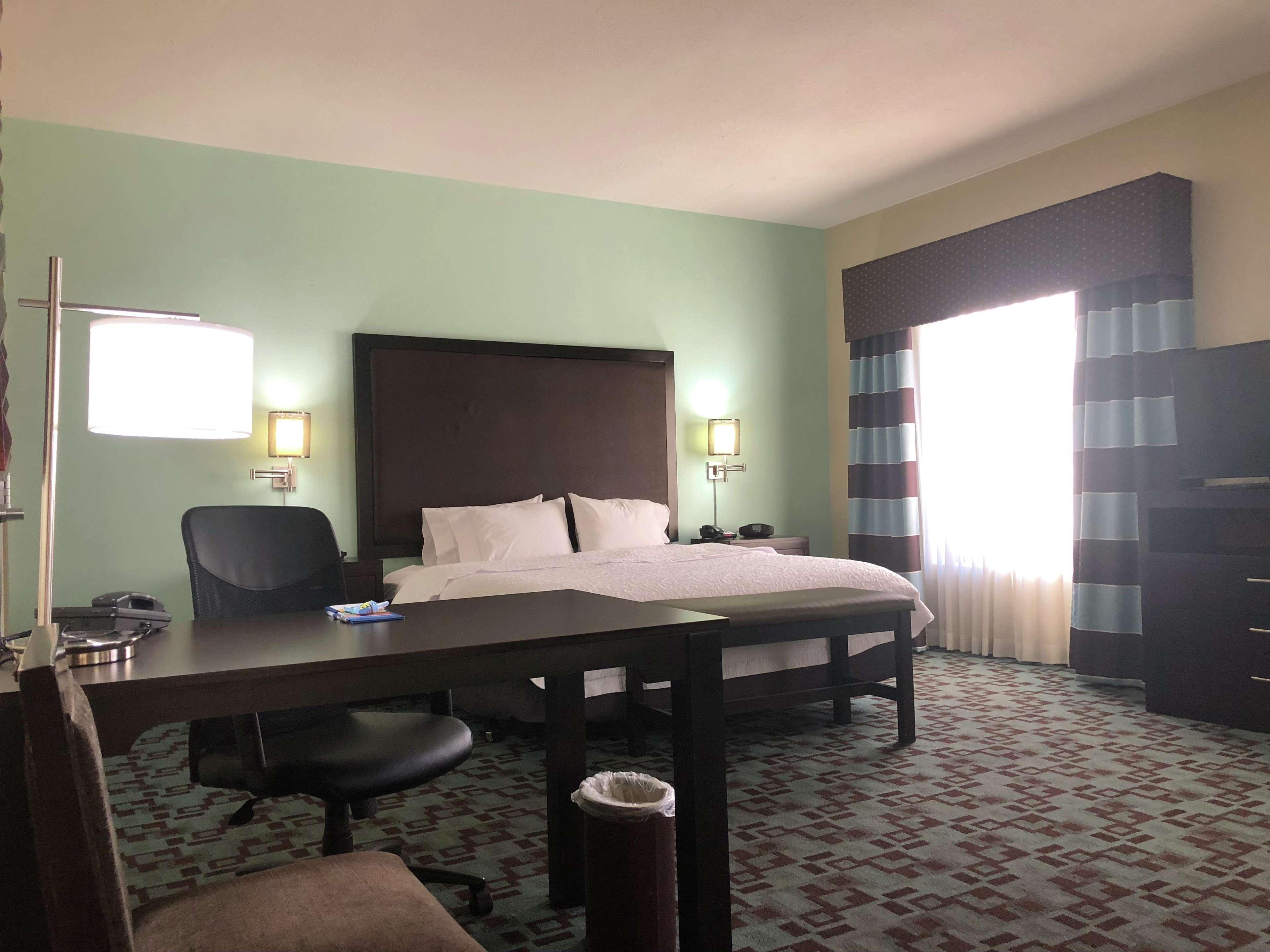 Hampton Inn & Suites Nashville At Opryland Exteriör bild