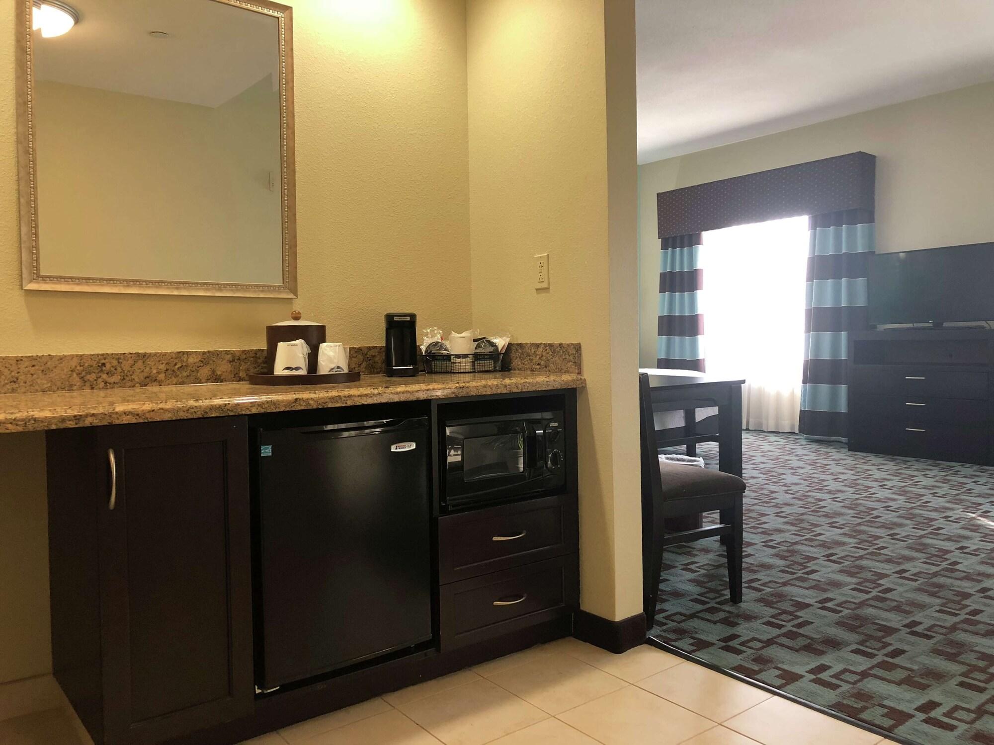 Hampton Inn & Suites Nashville At Opryland Exteriör bild