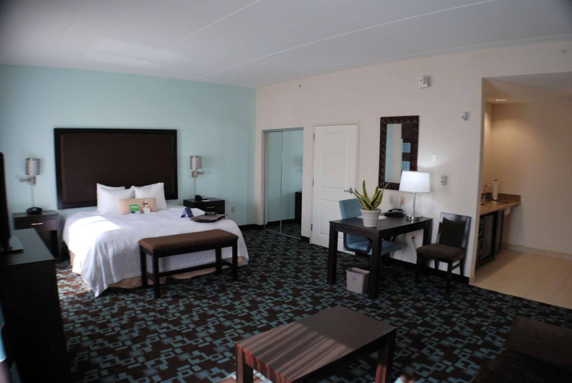 Hampton Inn & Suites Nashville At Opryland Rum bild