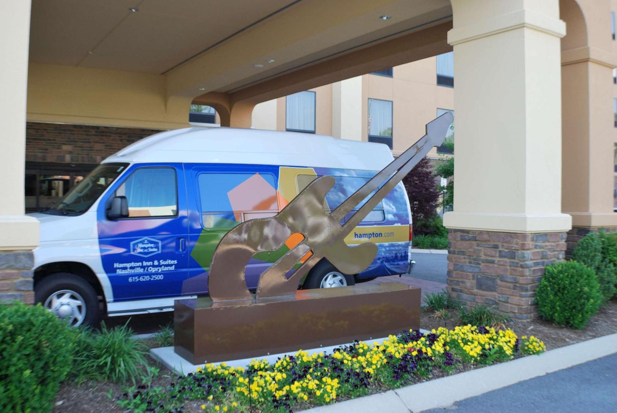 Hampton Inn & Suites Nashville At Opryland Exteriör bild