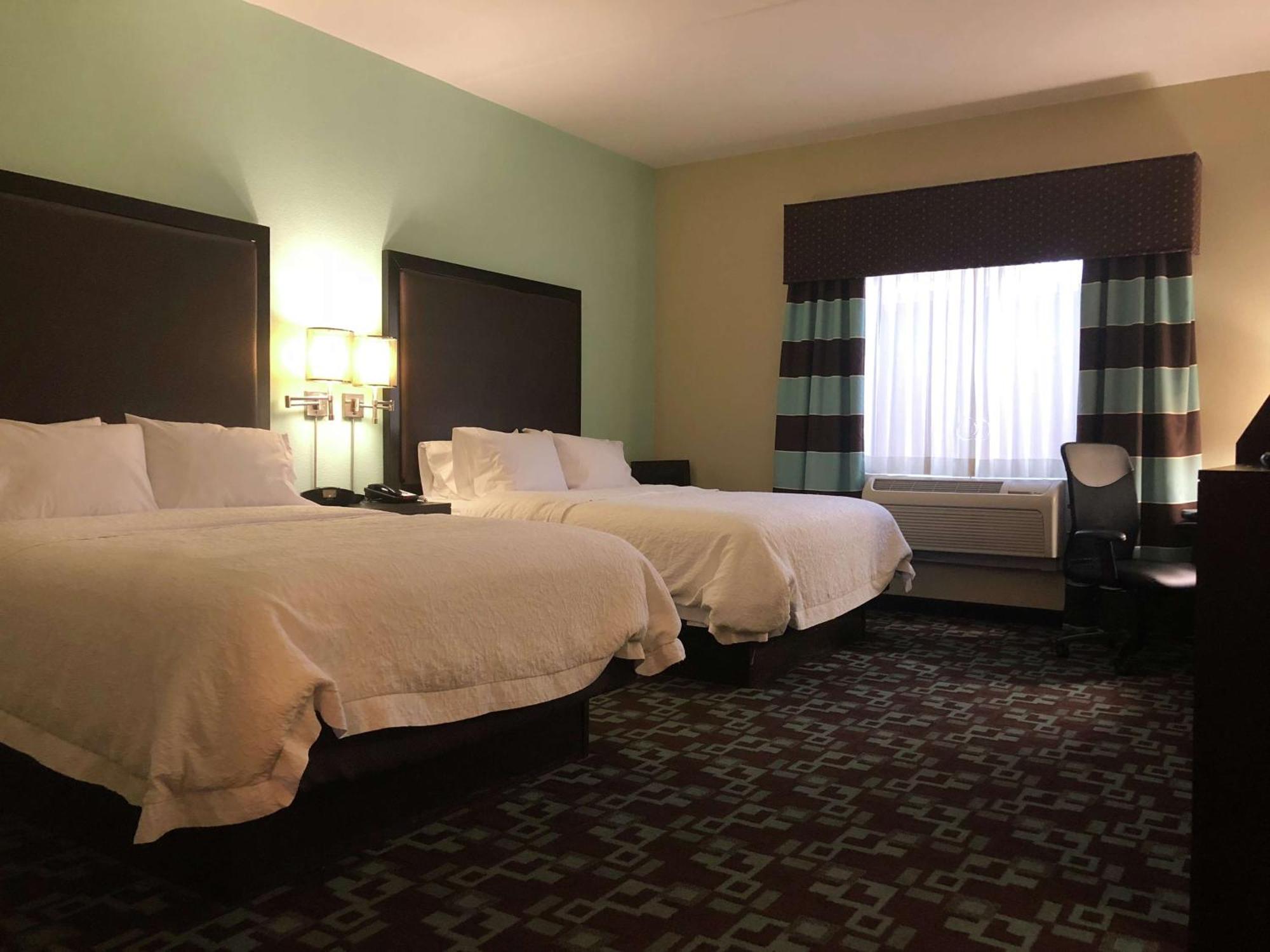 Hampton Inn & Suites Nashville At Opryland Exteriör bild