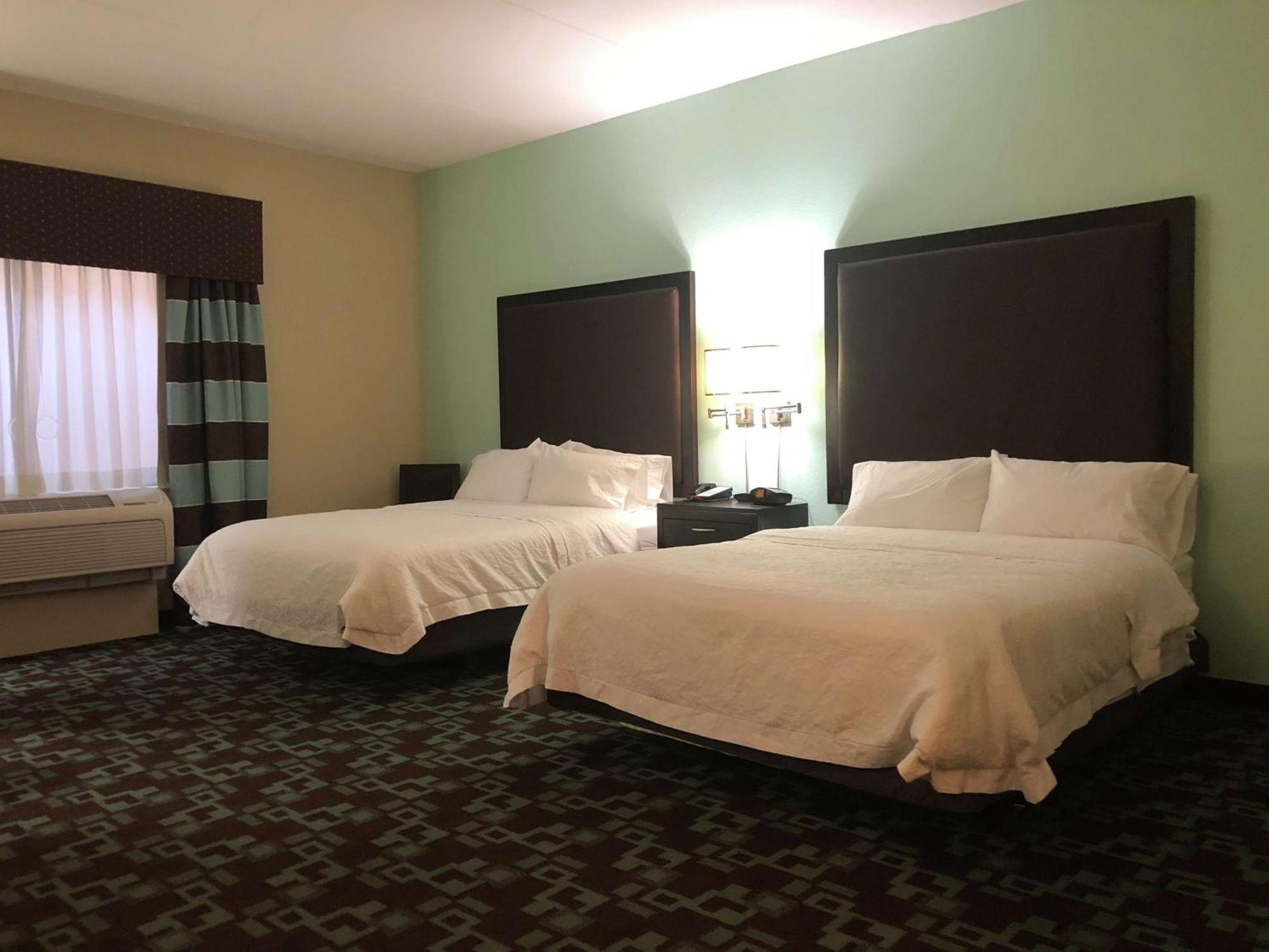 Hampton Inn & Suites Nashville At Opryland Exteriör bild