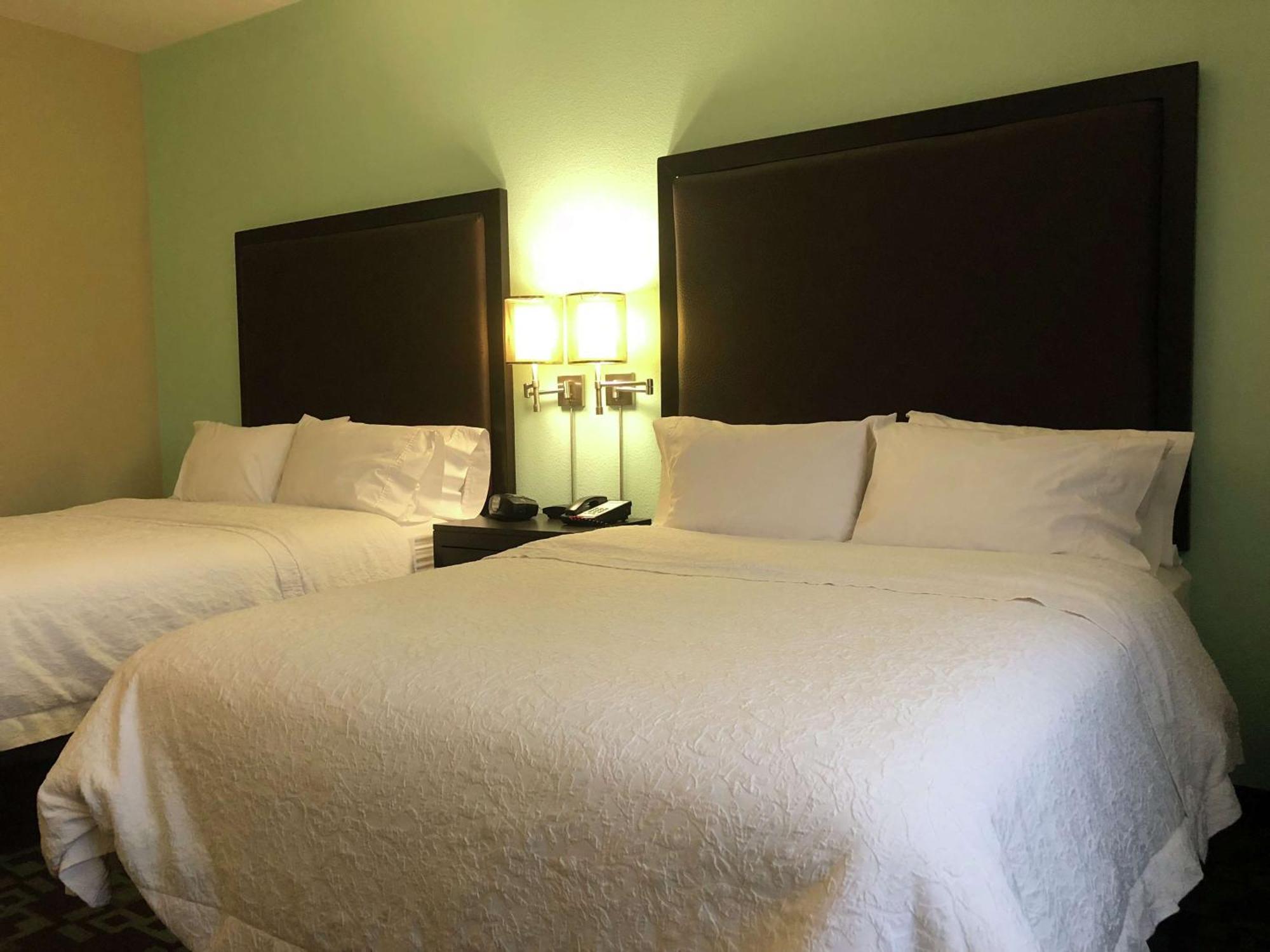 Hampton Inn & Suites Nashville At Opryland Exteriör bild
