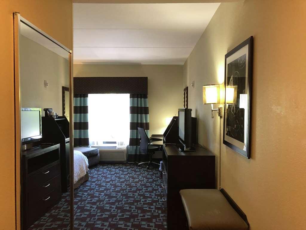 Hampton Inn & Suites Nashville At Opryland Rum bild